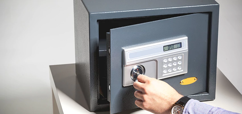 Jewelry Safe Unlocking Service in Nuevo, California