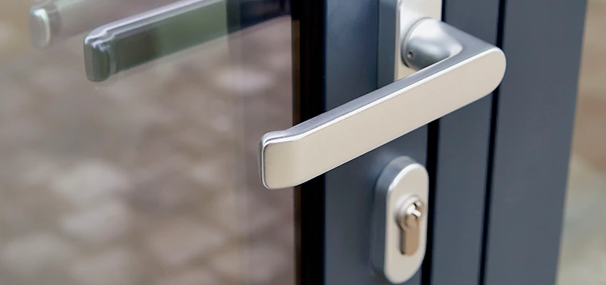 Broken Door Lock Cylinder Repair in Nuevo, California