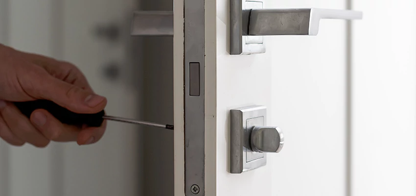 Key Programming Locksmith Open Now in Nuevo, California